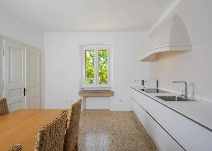 Paula Villa Sveta Marina